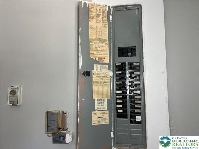 236 Vista Drive, Easton, PA 18042