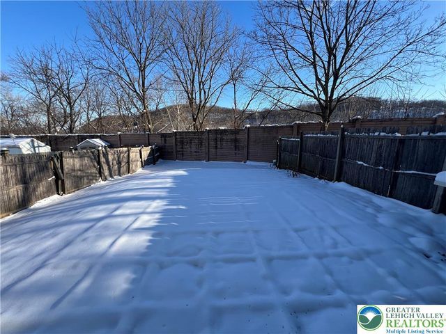 236 Vista Drive, Easton, PA 18042