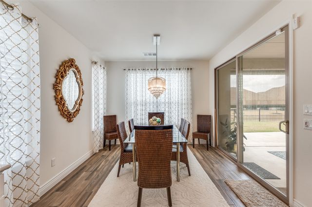 12201 Pepperidge Avenue, Denton, TX 76207