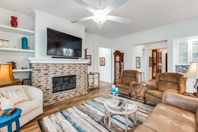 12201 Pepperidge Avenue, Denton, TX 76207