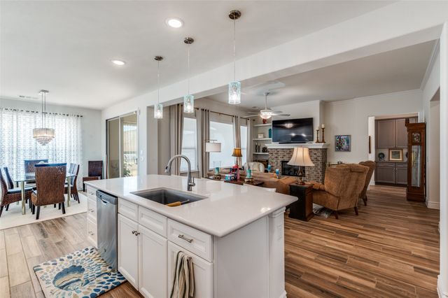 12201 Pepperidge Avenue, Denton, TX 76207