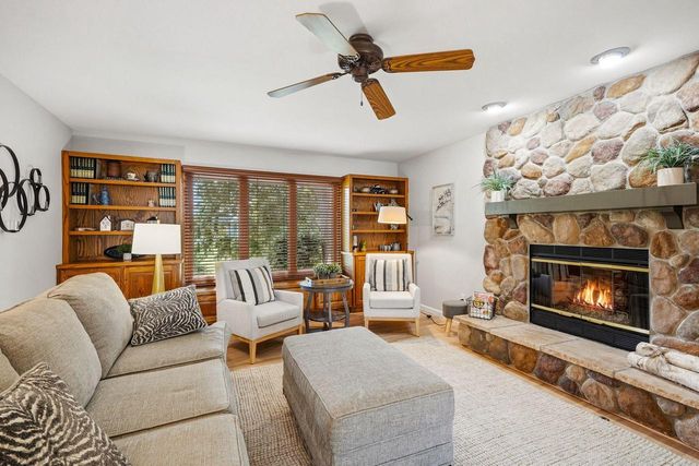 2927 Willard LANE, Waukesha, WI 53188