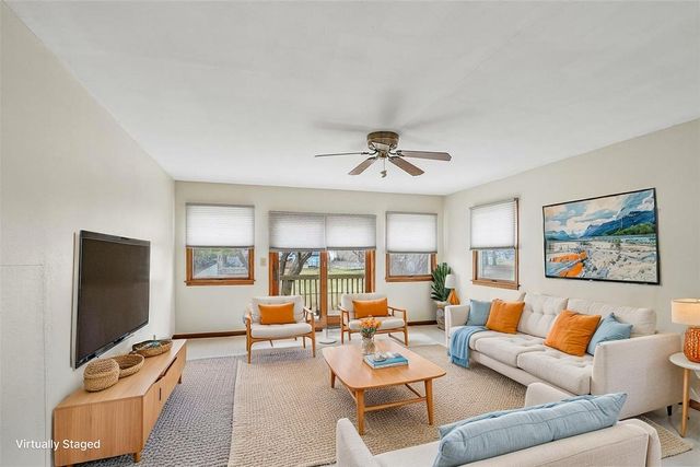 2113 Boyd Street, Des Moines, IA 50317