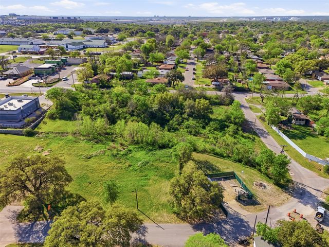 7019 Edgemere Place, Lake Worth, TX 76135