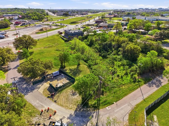 7019 Edgemere Place, Lake Worth, TX 76135