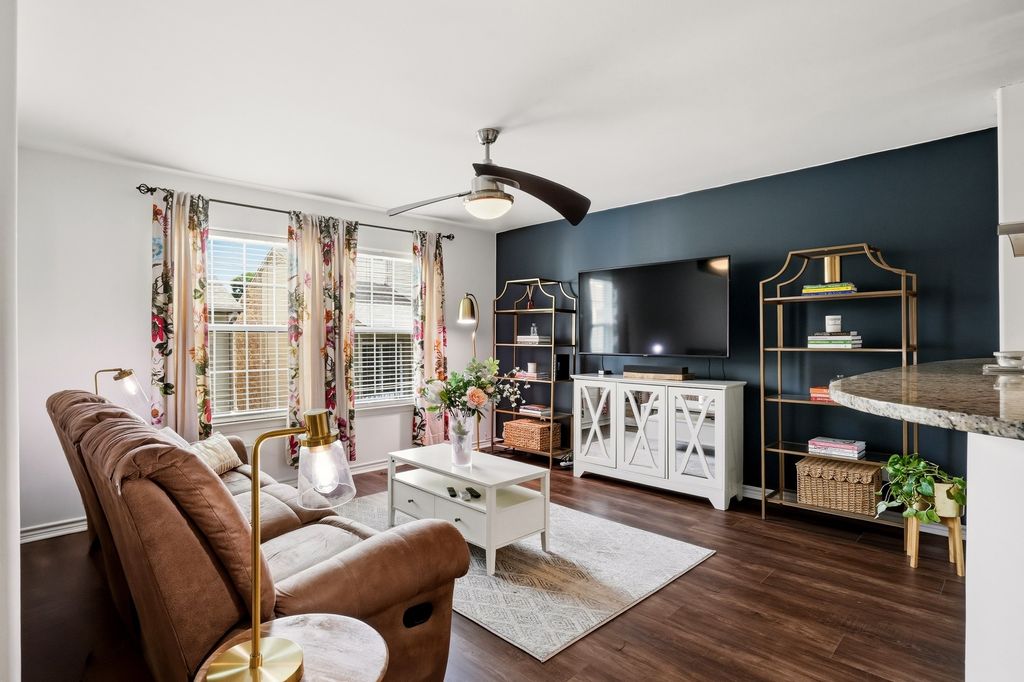 5335 Bent Tree Forest Drive 252, Dallas, TX 75248