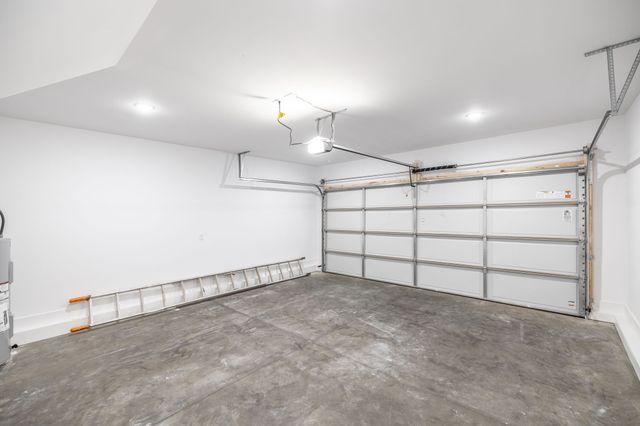 4131 Hereford Dr, Greenbrier, TN 37073