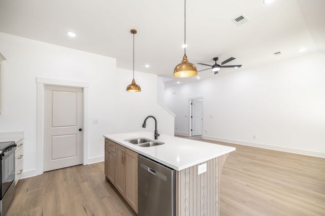 4131 Hereford Dr, Greenbrier, TN 37073