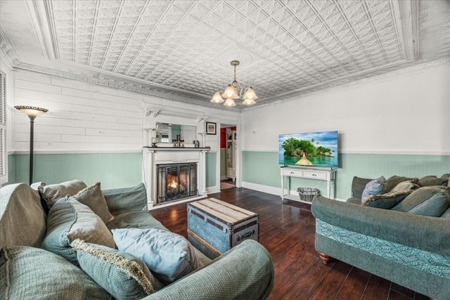 208 South Main St, Raynham, MA 02767