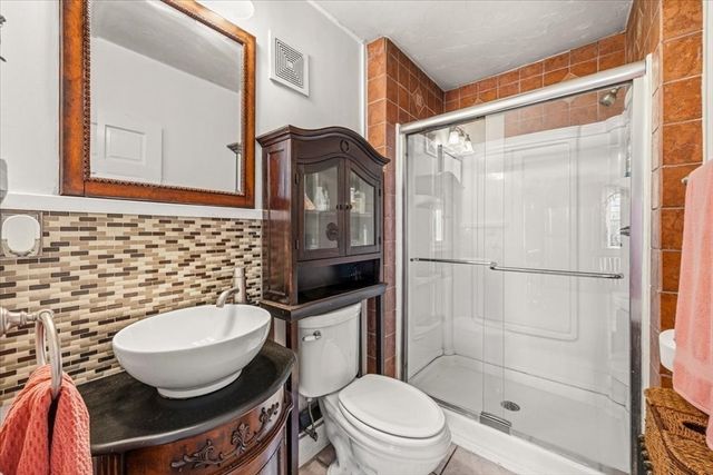 208 South Main St, Raynham, MA 02767