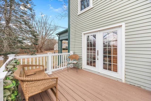 208 South Main St, Raynham, MA 02767