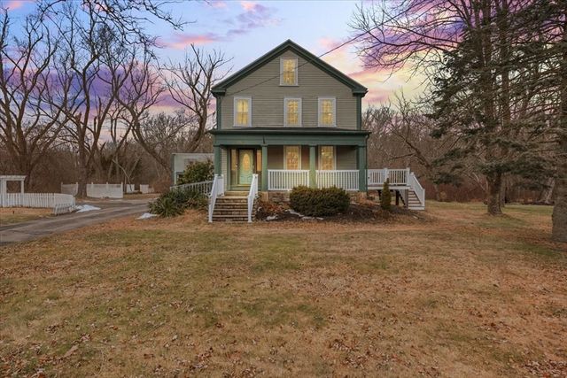 208 South Main St, Raynham, MA 02767