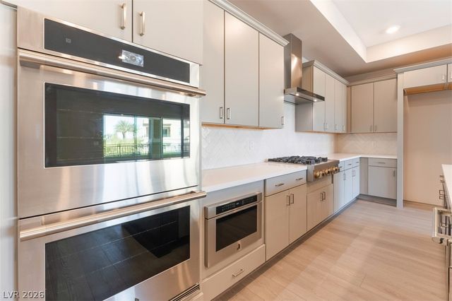 9128 Las Manaitas Avenue 201, Las Vegas, NV 89144