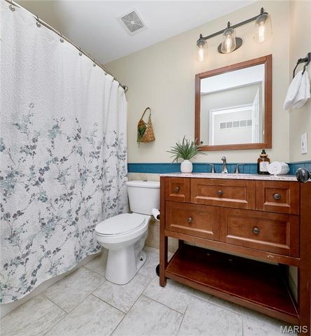 1102 Hampton Meadows Drive, O'fallon, MO 63368