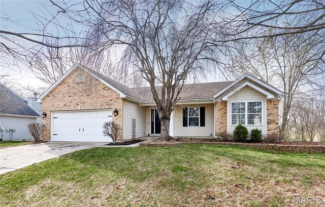 1102 Hampton Meadows Drive, O'fallon, MO 63368