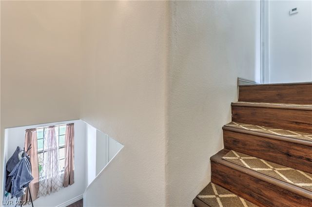 5330 East Charleston Boulevard 44, Las Vegas, NV 89142