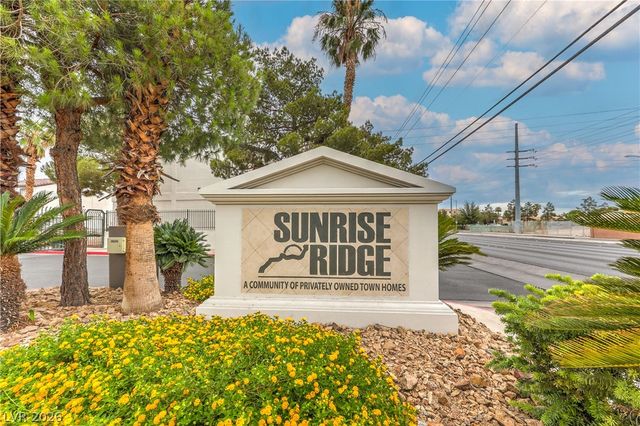5330 East Charleston Boulevard 44, Las Vegas, NV 89142
