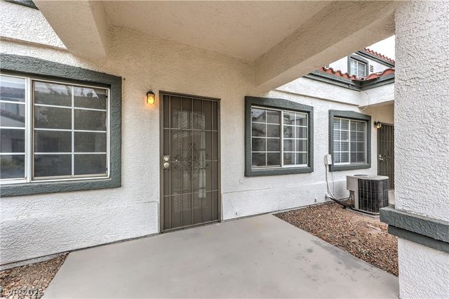 5330 East Charleston Boulevard 44, Las Vegas, NV 89142