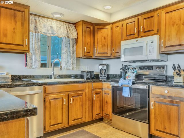 1221 S PROM, Seaside, OR 97138