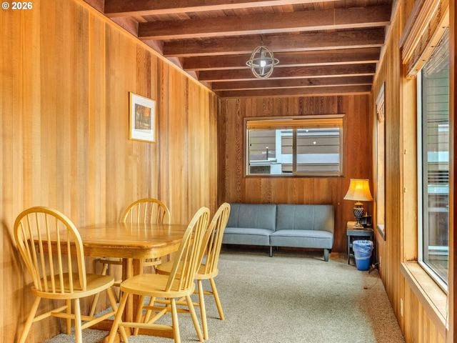 1221 S PROM, Seaside, OR 97138
