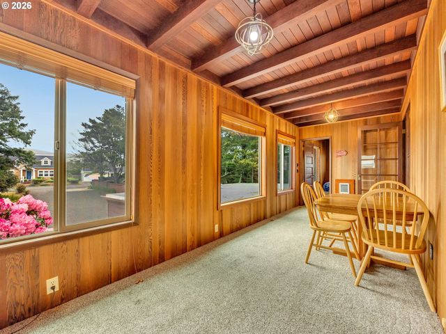 1221 S PROM, Seaside, OR 97138