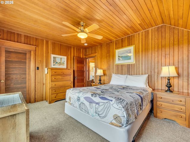 1221 S PROM, Seaside, OR 97138