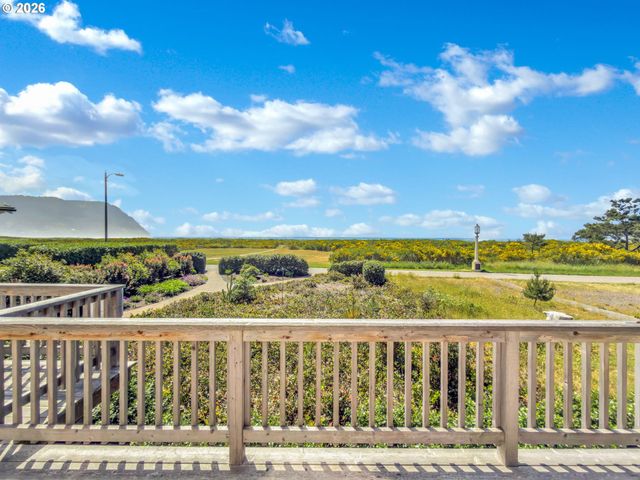 1221 S PROM, Seaside, OR 97138