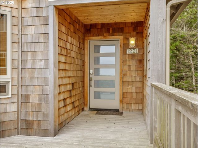 1221 S PROM, Seaside, OR 97138