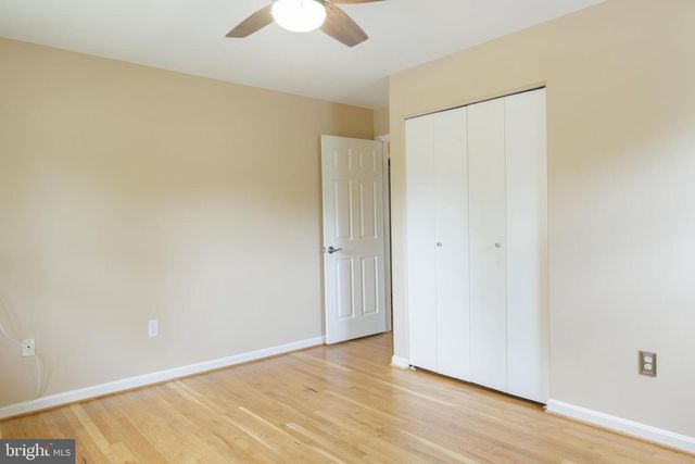 7740 CARRLEIGH PKWY, Springfield, VA 22152