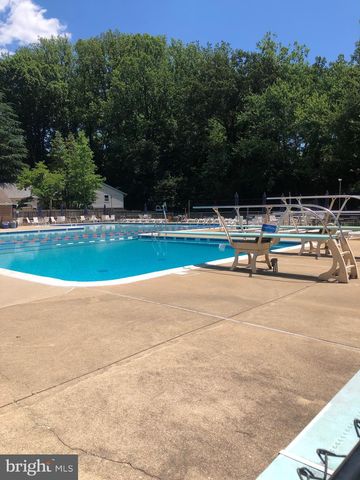 7740 CARRLEIGH PKWY, Springfield, VA 22152