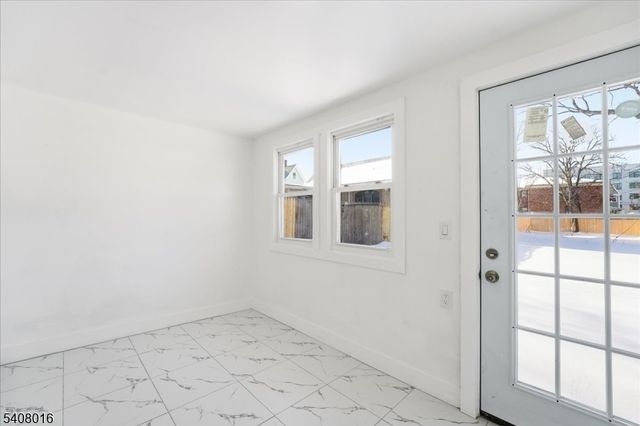 301 N Grove St, East Orange City, NJ 07017