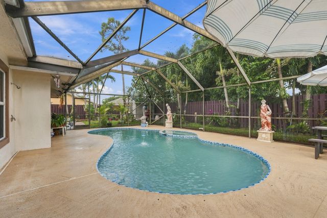1402 The 12th Fairway, Wellington, FL 33414
