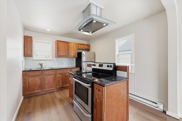 718 E Queen Ave, Spokane, WA 99207