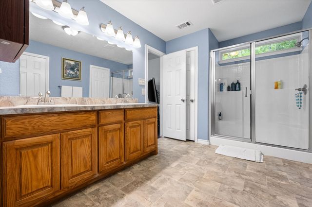 123 Clubhouse Drive, Corsicana, TX 75109