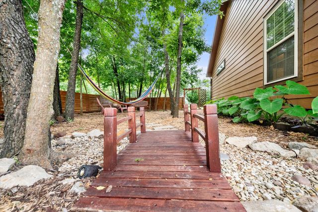 123 Clubhouse Drive, Corsicana, TX 75109