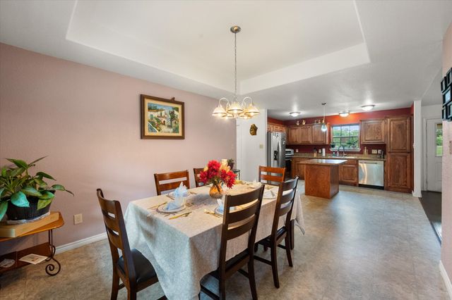 123 Clubhouse Drive, Corsicana, TX 75109