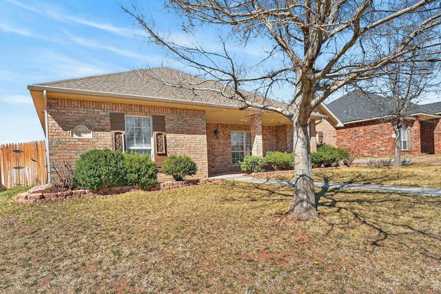 8406 VAIL Drive, Amarillo, TX 79118