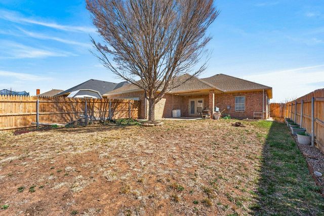 8406 VAIL Drive, Amarillo, TX 79118