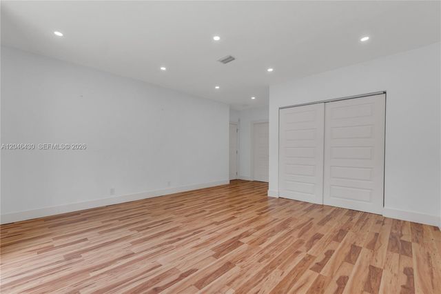 549 NE 12th Ave 1, Fort Lauderdale, FL 33301
