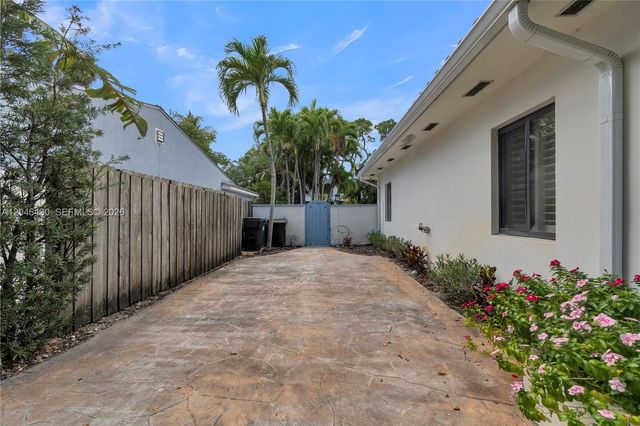 549 NE 12th Ave 1, Fort Lauderdale, FL 33301