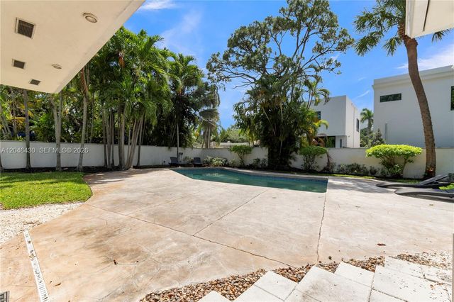 549 NE 12th Ave 1, Fort Lauderdale, FL 33301