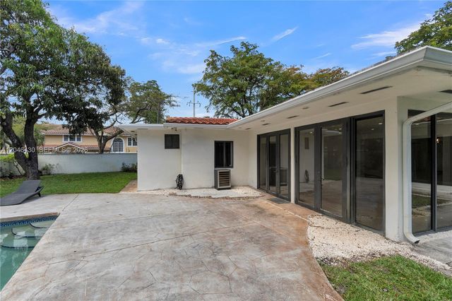 549 NE 12th Ave 1, Fort Lauderdale, FL 33301
