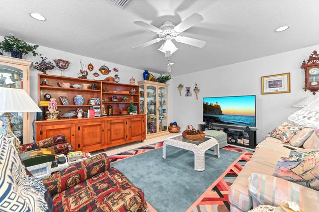 7717 Cedar Hurst Court, Lake Worth, FL 33467