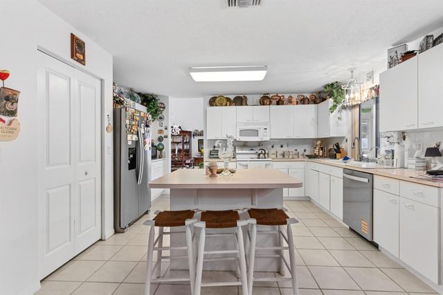 7717 Cedar Hurst Court, Lake Worth, FL 33467