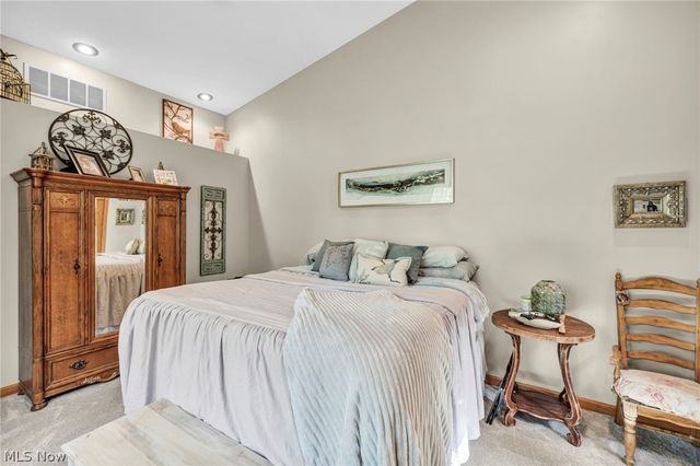 1361 Main Street, Lakemore, OH 44250