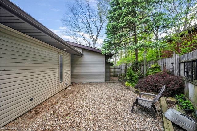 1361 Main Street, Lakemore, OH 44250