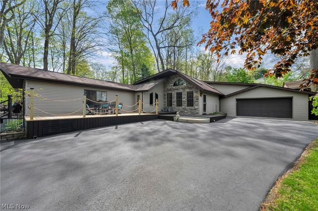 1361 Main Street, Lakemore, OH 44250