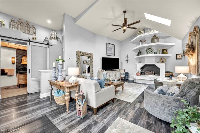 1361 Main Street, Lakemore, OH 44250