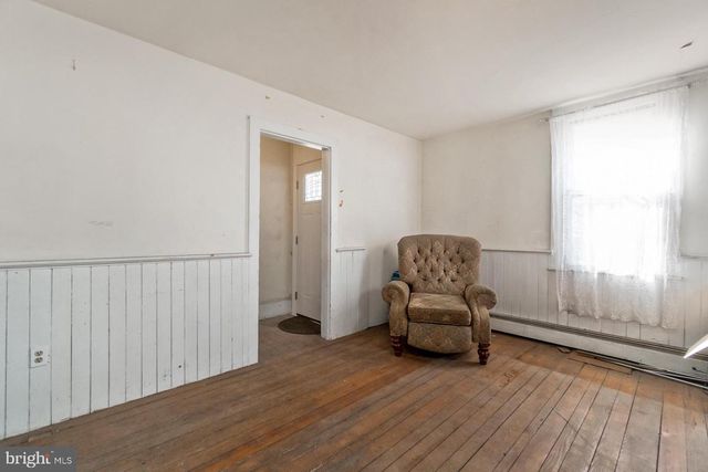 19 MARKET ST, Tamaqua, PA 18252