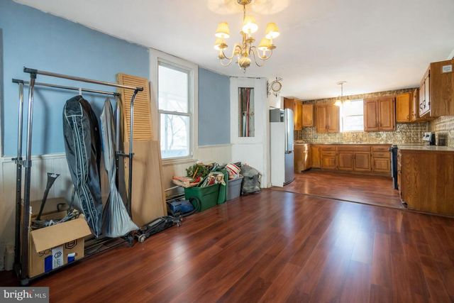 19 MARKET ST, Tamaqua, PA 18252